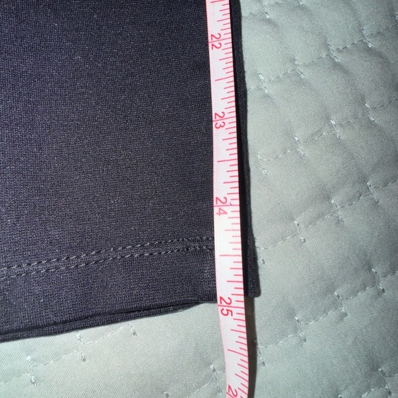 Liverpool stretch black ladies Fitted Pants. Size 4. GUC - Picture 5 of 12